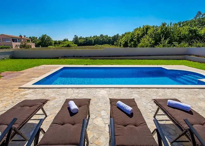 Villa Leticia *