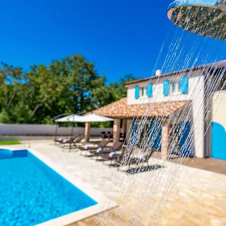 Villa Leticia *